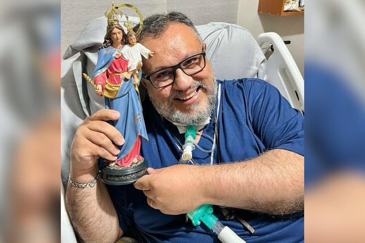 “nem-morfina-segura”:-padre-com-doenca-rara-volta-a-ser-internado