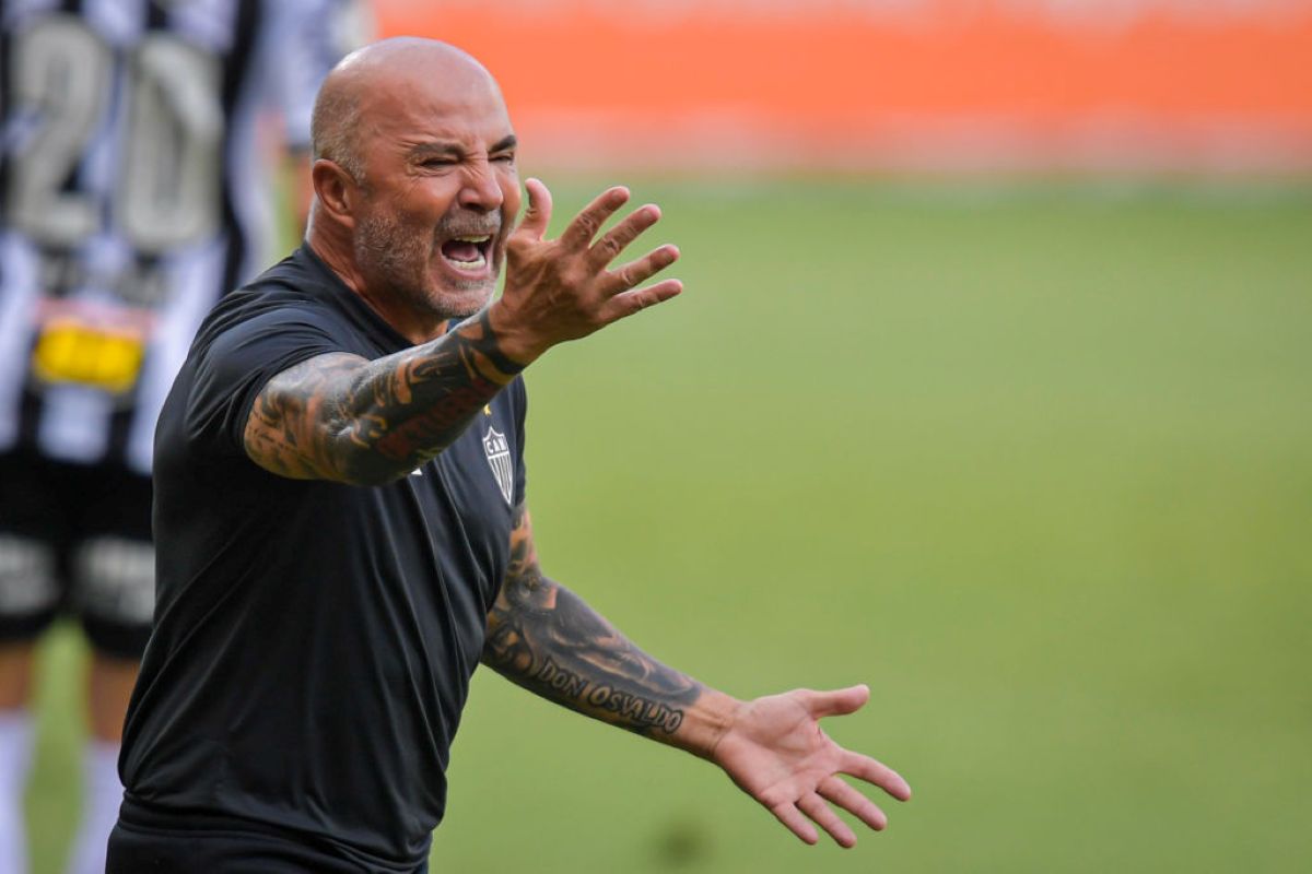 atletico-mg-oficializa-o-retorno-do-tecnico-jorge-sampaoli