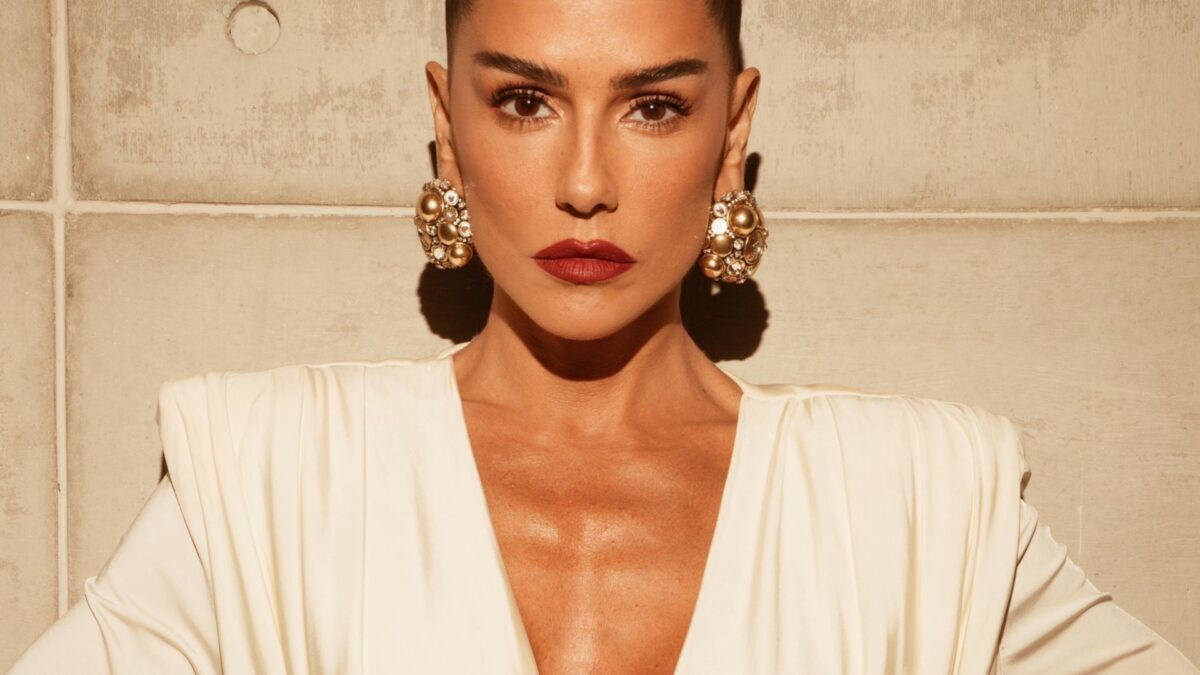 potencia:-deborah-secco-revela-segredo-para-ter-8-empresas-de-sucesso