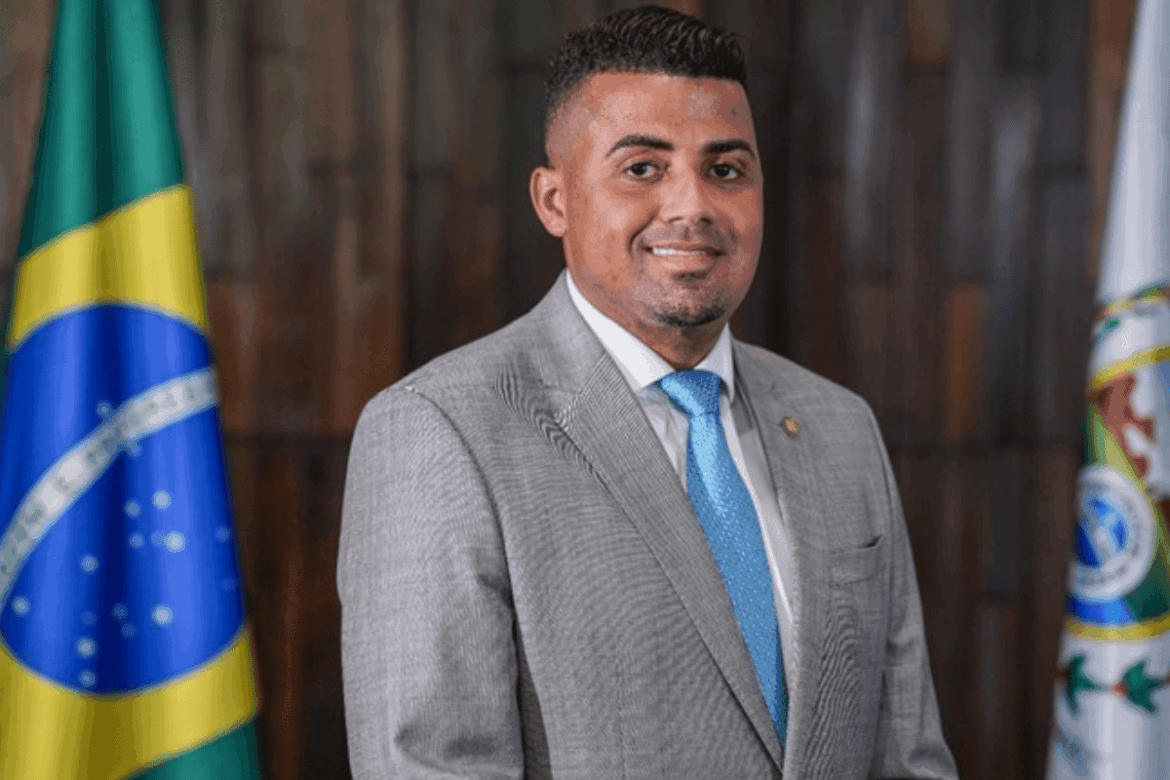 deputado-estadual-do-rj-e-alvo-da-pf-por-ligacao-com-comando-vermelh