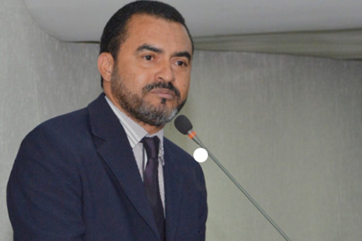 mensagens-indicam-propina-a-governador-de-to-por-frangos-congelados