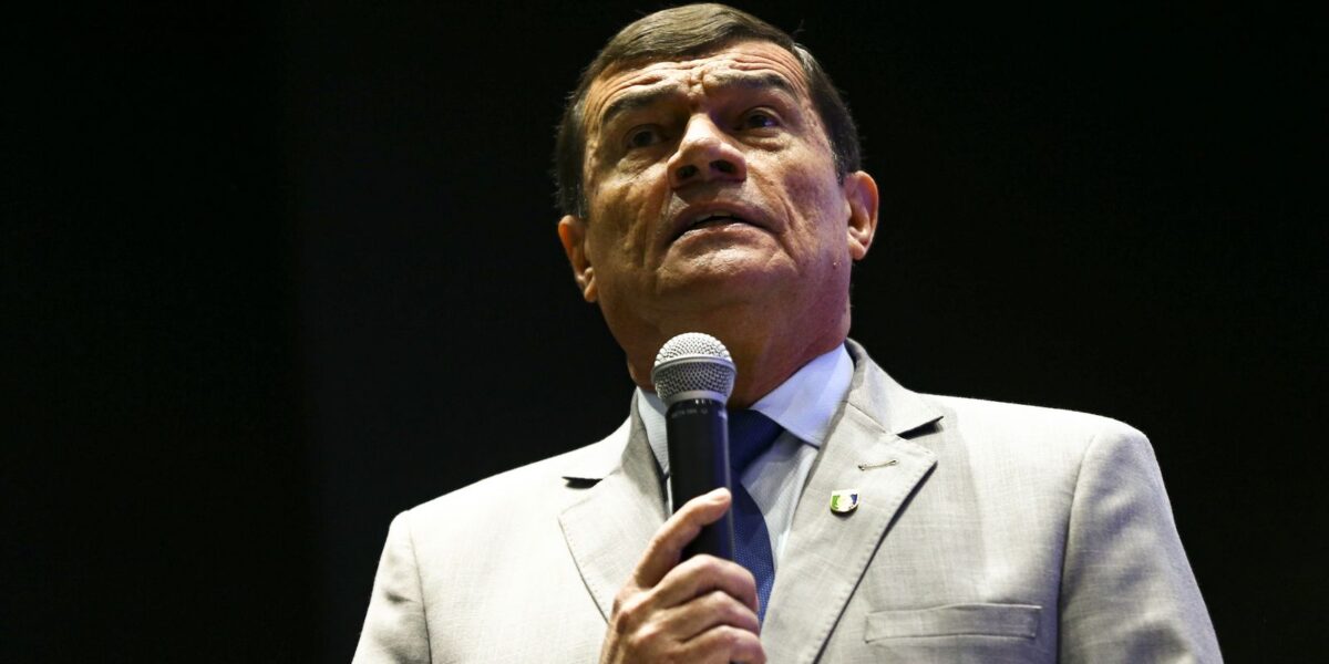 defesa-diz-que-ex-ministro-atuou-para-demover-bolsonaro-de-golpe