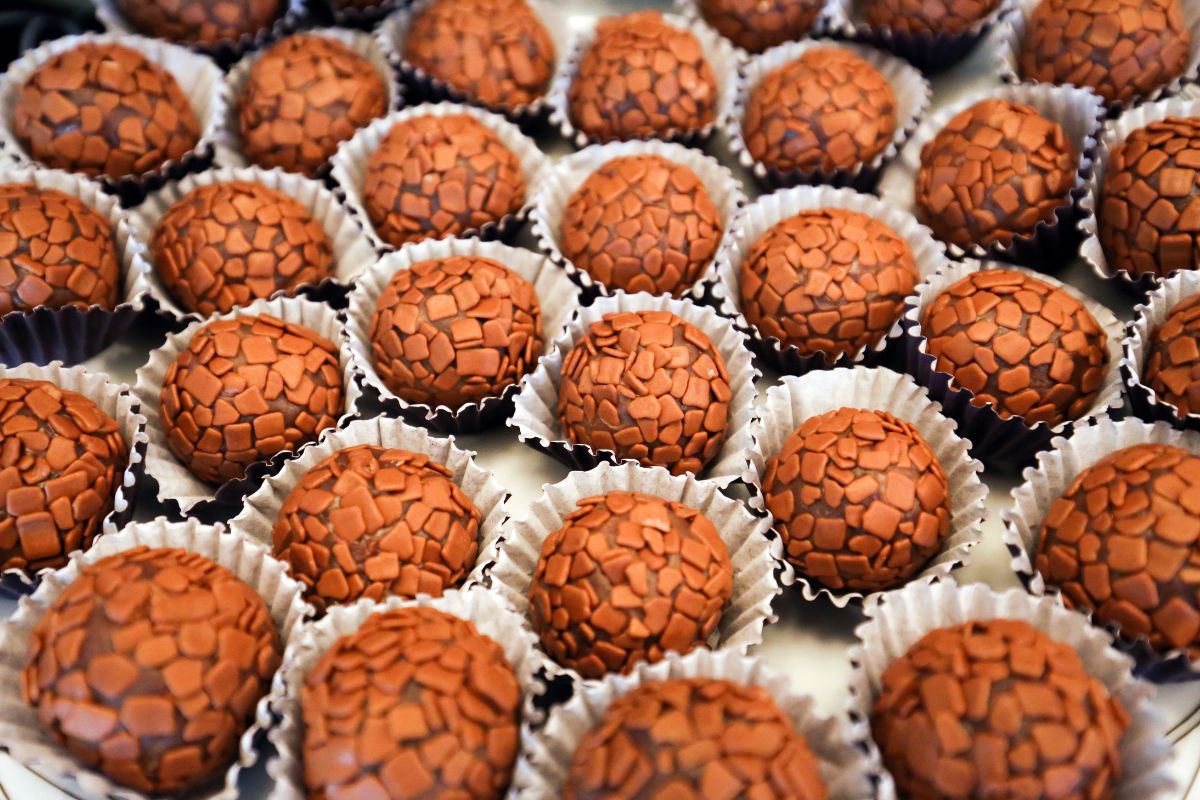 brigadeiro-sem-erro:-chef-da-dicas-para-acertar-o-ponto-e-nao-queimar