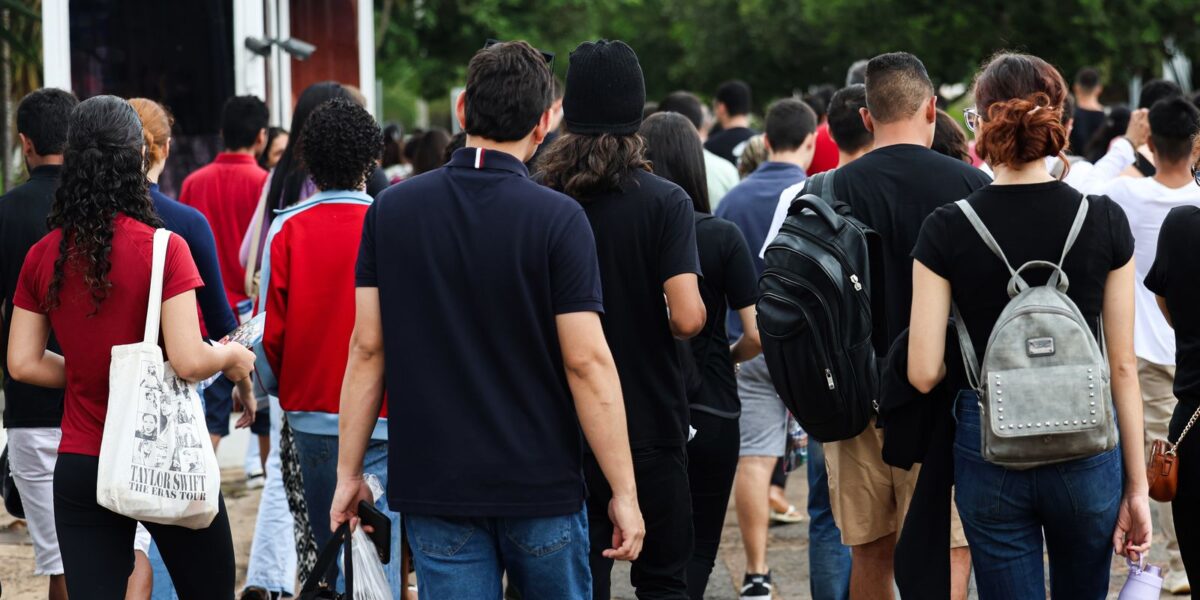 renda-baixa-e-racismo-impedem-conclusao-do-ensino-basico,-diz-pesquisa