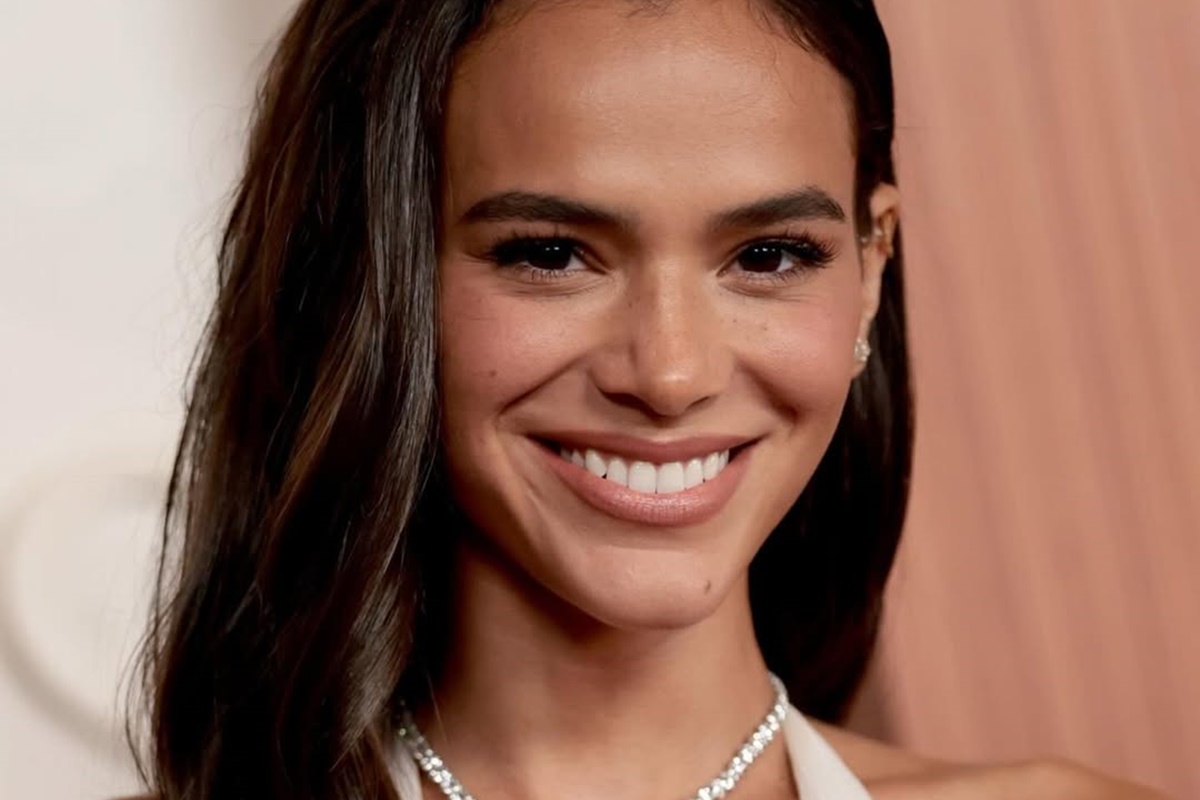 bruna-marquezine-faz-revelacao-sobre-vida-amorosa-e-choca-tata-werneck