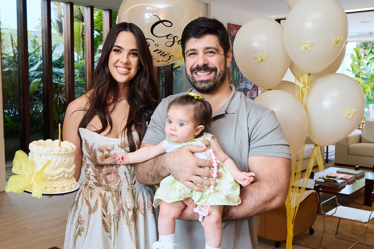 isabelle-lobao-e-jorge-argello-festejam-o-6o-mesversario-de-francesca