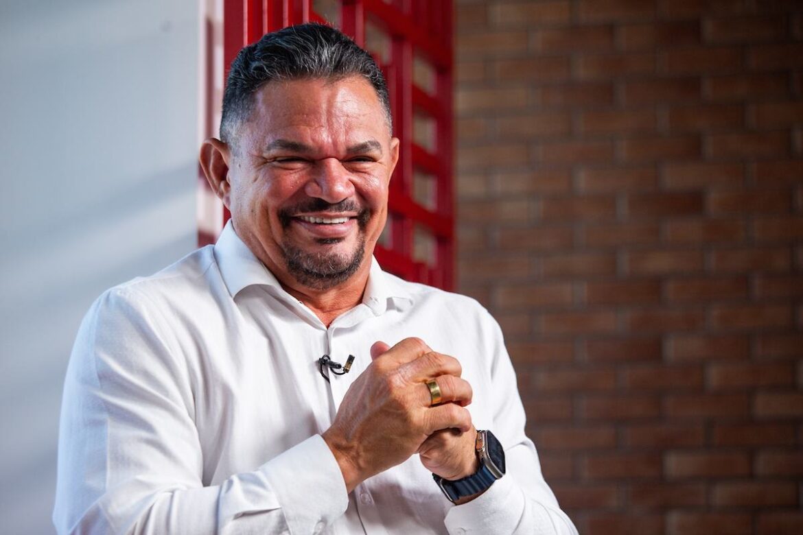 deputado-bolsonarista-diz-que-“beijaria-lula”-por-aumento-de-militares