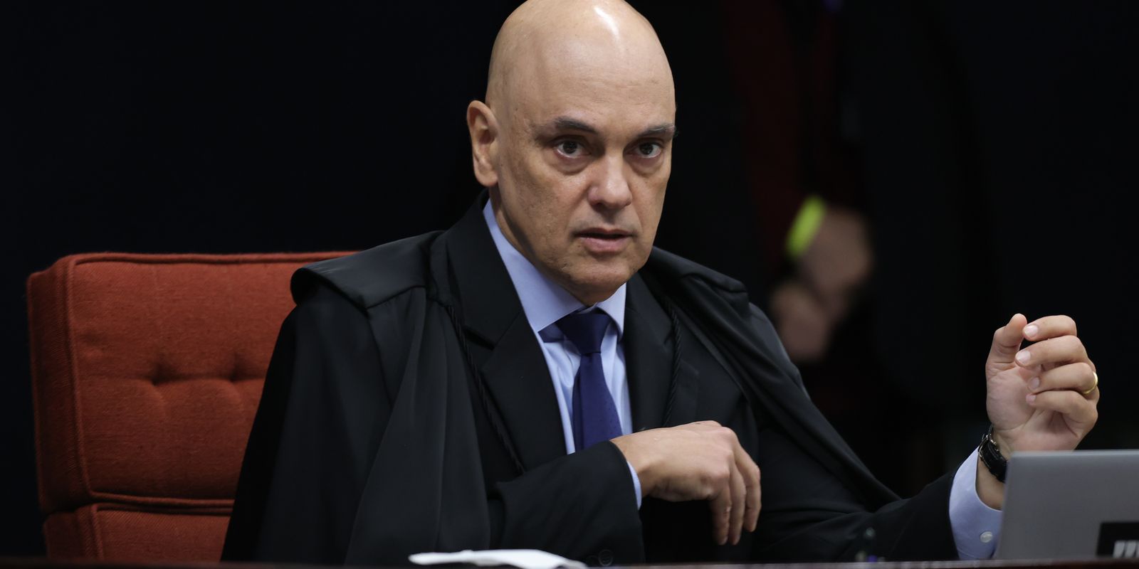 Trama golpista: Moraes vota por manter delação premiada de Mauro Cid
