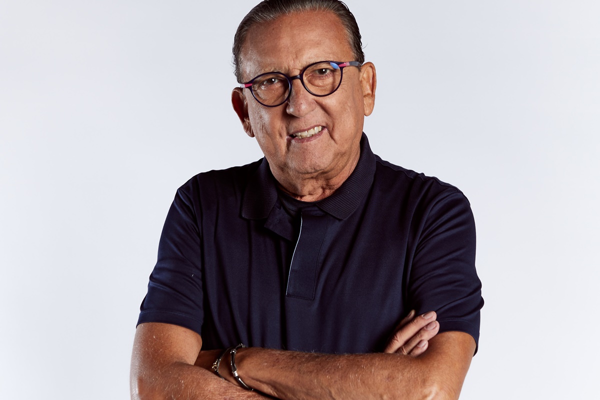 galvao-bueno-acerta-com-emissora-para-narrar-a-copa-de-2026
