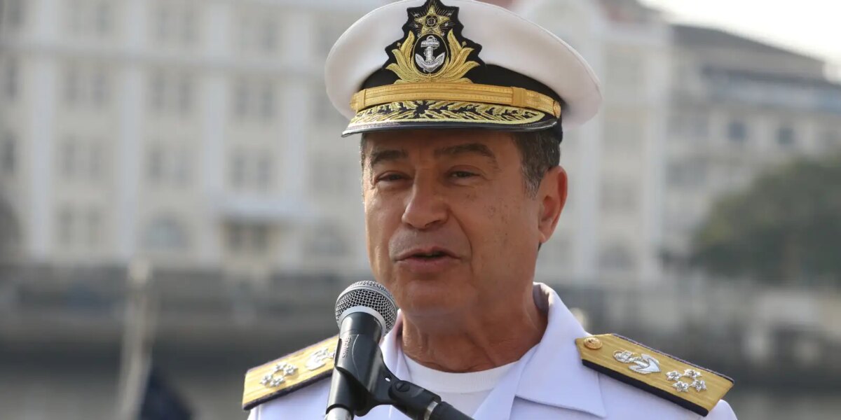 fux-vota-pela-absolvicao-de-ex-comandante-da-marinha-almir-garnier
