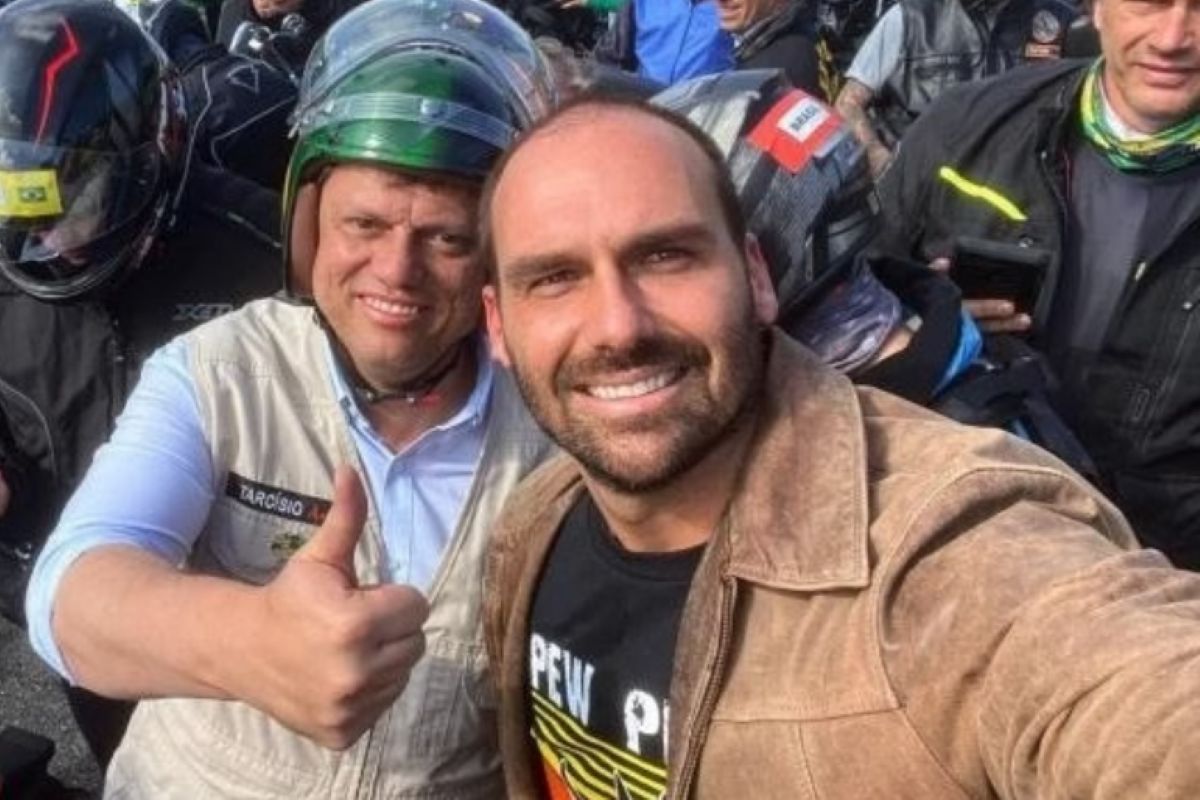 eduardo-bolsonaro-sobre-critica-de-tarcisio-a-moraes:-“guinada-forte”