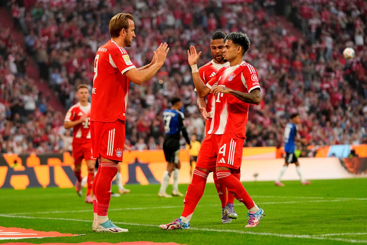 campeonato-alemao:-bayern-goleia-hamburgo-e-se-isola-na-lideranca