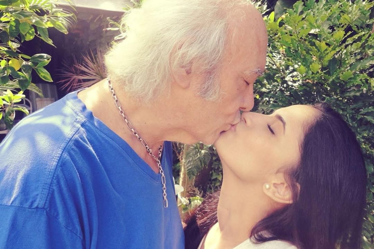 viuva-revela-sonhos-com-erasmo-carlos:-“nunca-chego-a-tempo”