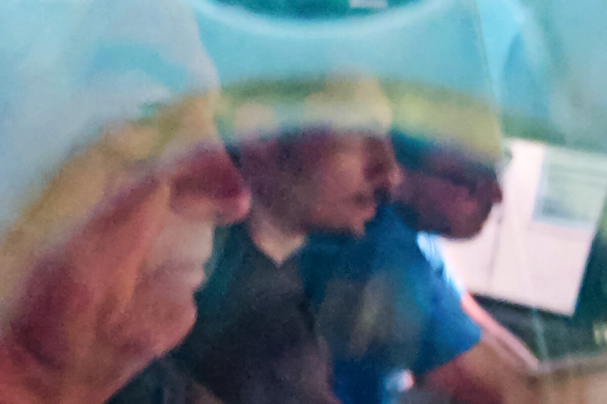 condenado,-bolsonaro-vai-a-hospital-em-comboio-policial