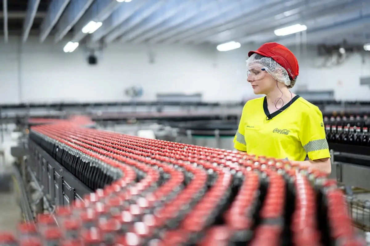 coca-cola-muda-marketing-na-alemanha-em-meio-a-crise-com-eua