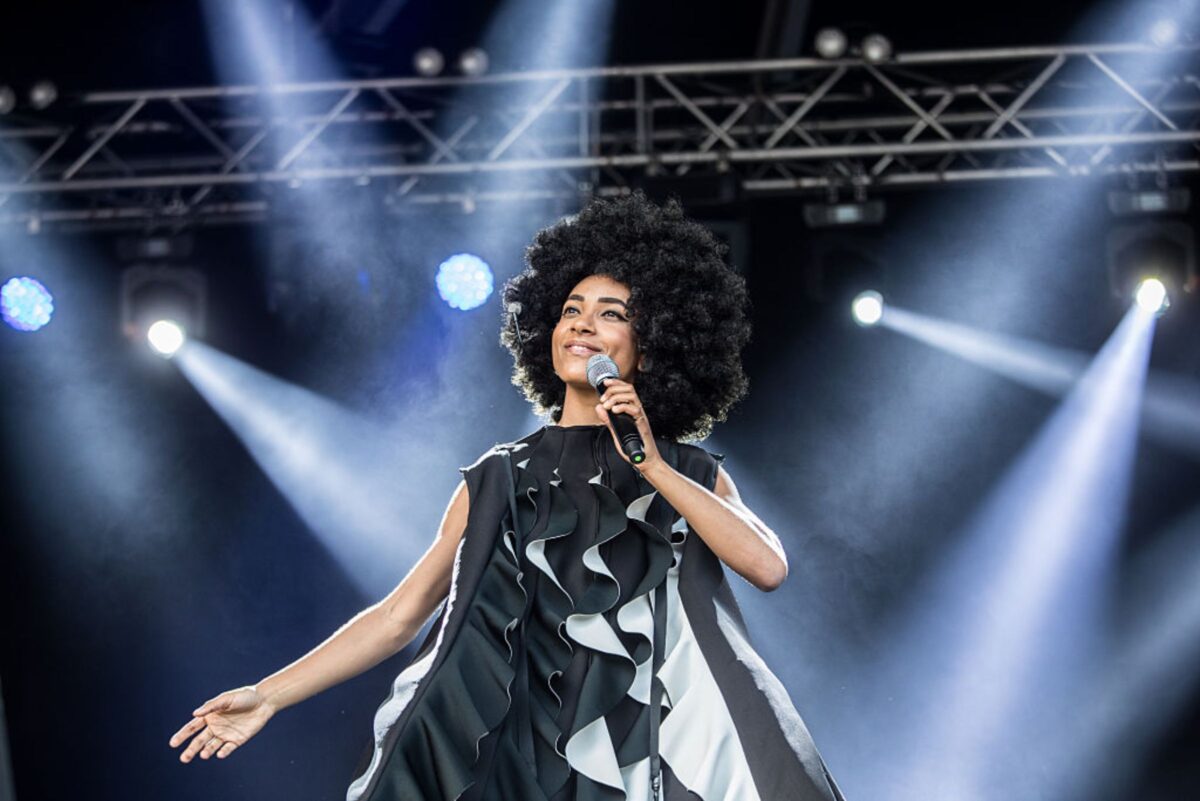 falta-pouco-para-curtir-o-jazz-de-esperanza-spalding-no-estilo-brasil