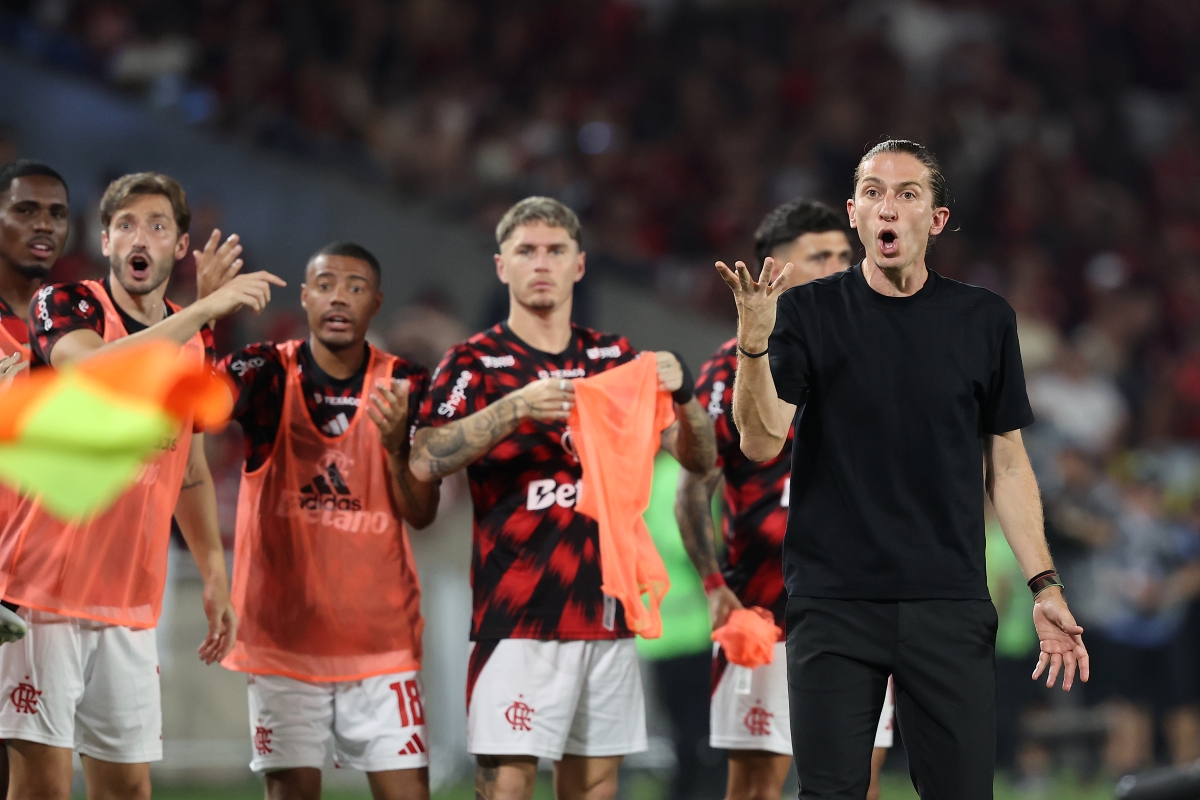 filipe-luis-lamenta-empate-contra-o-vasco:-“nos-deixa-triste”