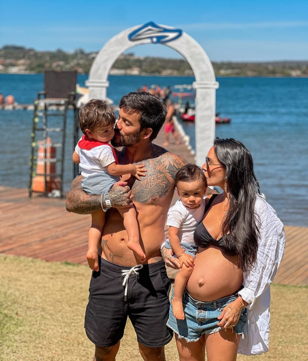 clara-maia-passa-por-parto-de-emergencia-e-anuncia-perda-de-um-dos-filhos-gemeos