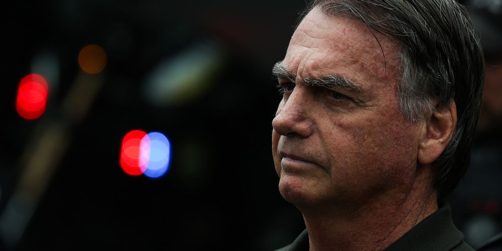 Defesa pede revogação de medidas cautelares contra Jair Bolsonaro