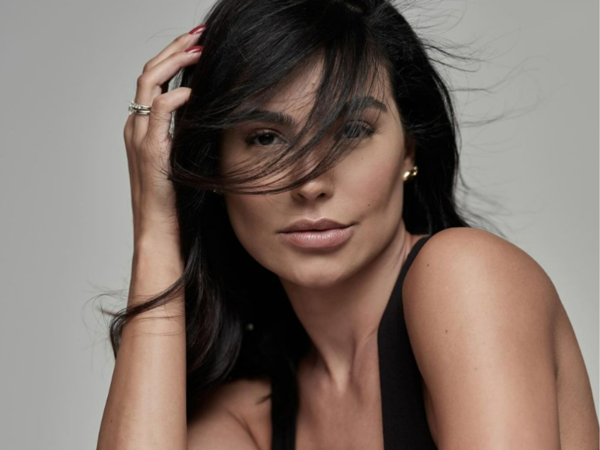 cintia-chagas-compara-rotina-de-luxo-a-novela-de-manoel-carlos:-“sou-a-helena”