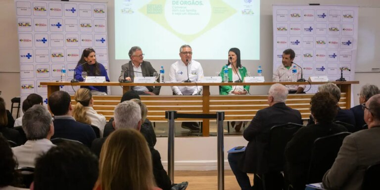 Saúde lança campanha para reduzir recusa à doação de órgãos Saúde lança campanha para reduzir recusa à doação de órgãos