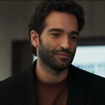 final-feliz-em-“vale-tudo”:-afonso-sobrevive-a-leucemia-e-fica-com-solange-e-os-filhos-gemeos