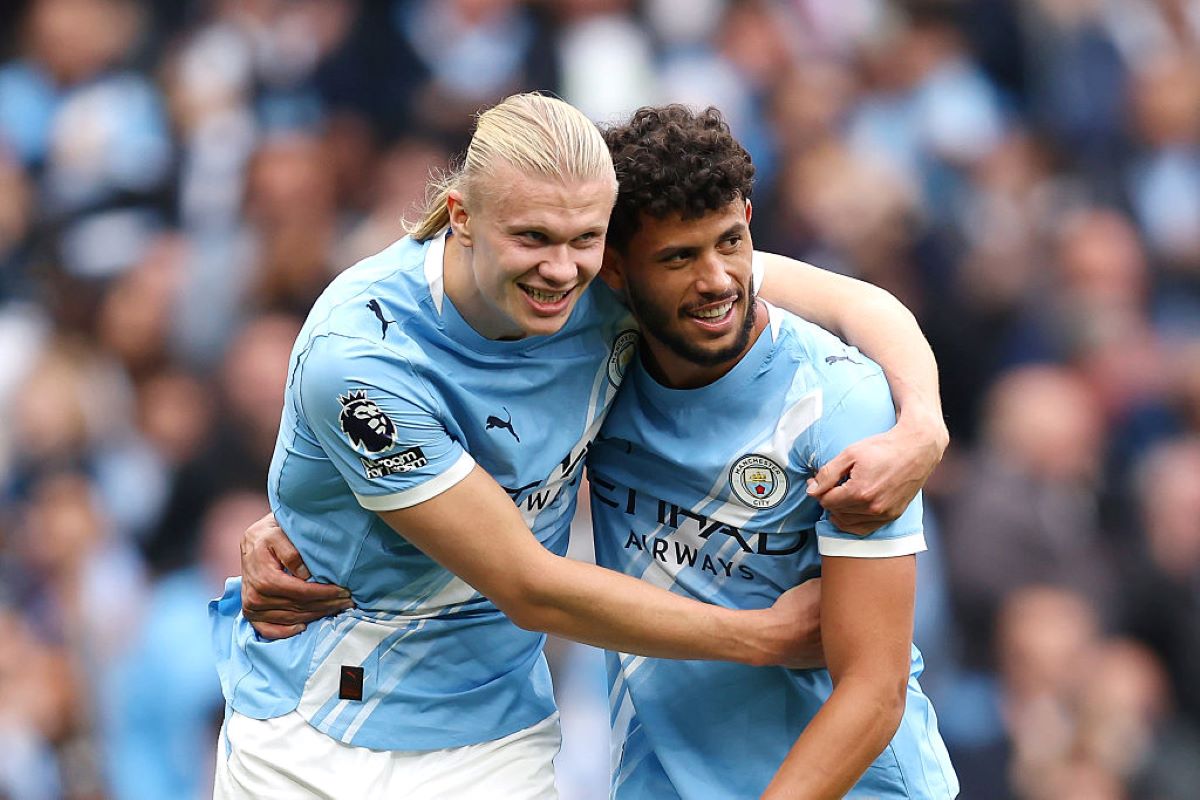 com-dois-gols-contra,-manchester-city-goleia-burnley-na-premier-league