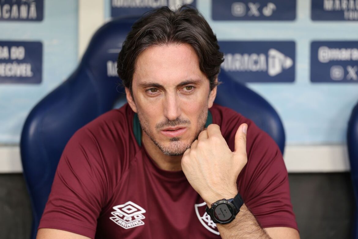 “um-pouco-do-nosso-trabalho”,-diz-zubeldia-apos-vitoria