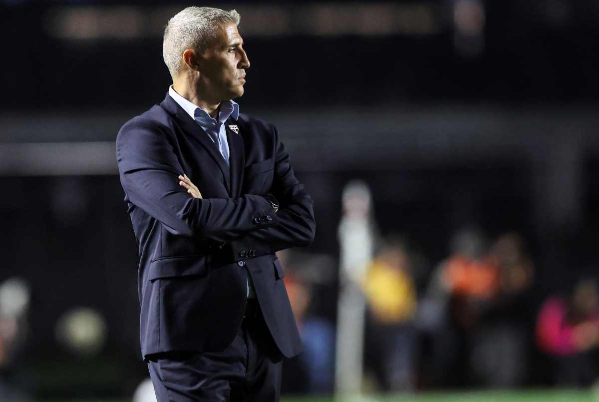 crespo-diz-que-derrota-foi-“totalmente-merecida”-e-avalia-ma-fase