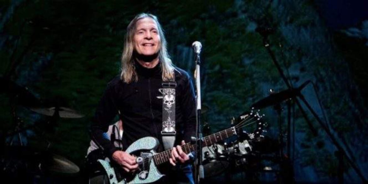 sergio-hinds-se-une-a-lo-borges-e-beto-guedes-em-encontro-historico