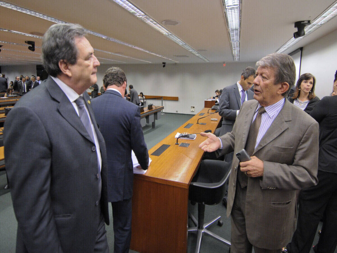 fundao-de-r$-4,9-bilhoes-para-eleicoes-2026-e-aprovado-na-cmo-do-congresso