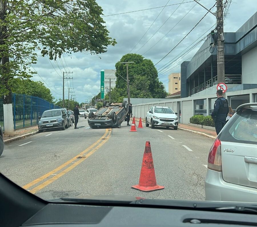 Falha humana lidera causa de acidentes de trânsito no Acre, diz Detran O relatório destaca principalmente casos de motoristas que avançaram o sinal vermelho ou ignoraram placas de “Pare”