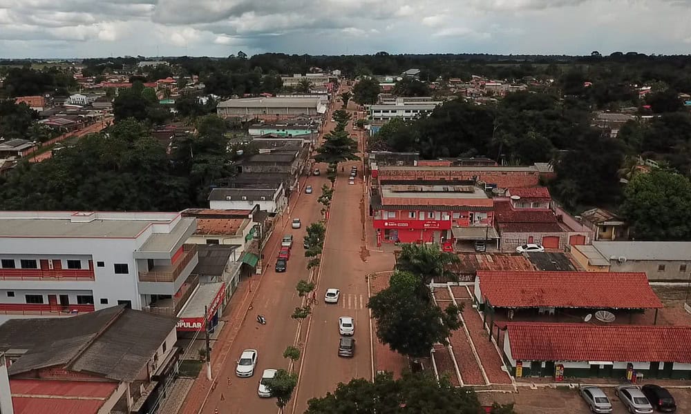 TCE aponta excesso de gastos com pessoal e faz alerta à Prefeitura TCE aponta excesso de gastos com pessoal e faz alerta à Prefeitura