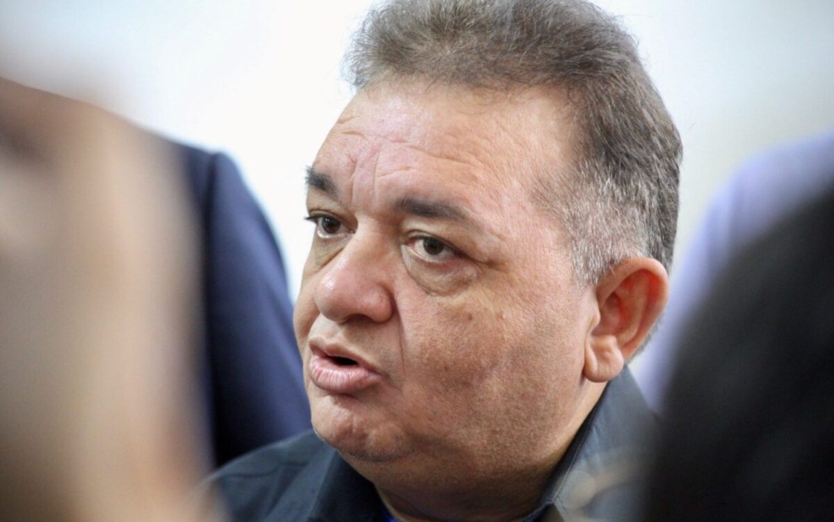 Base consegue emplacar requerimento e câmara aprova afastamento preventivo de Clendes Vilas Boas Base consegue emplacar requerimento e câmara aprova afastamento preventivo de Clendes Vilas Boas