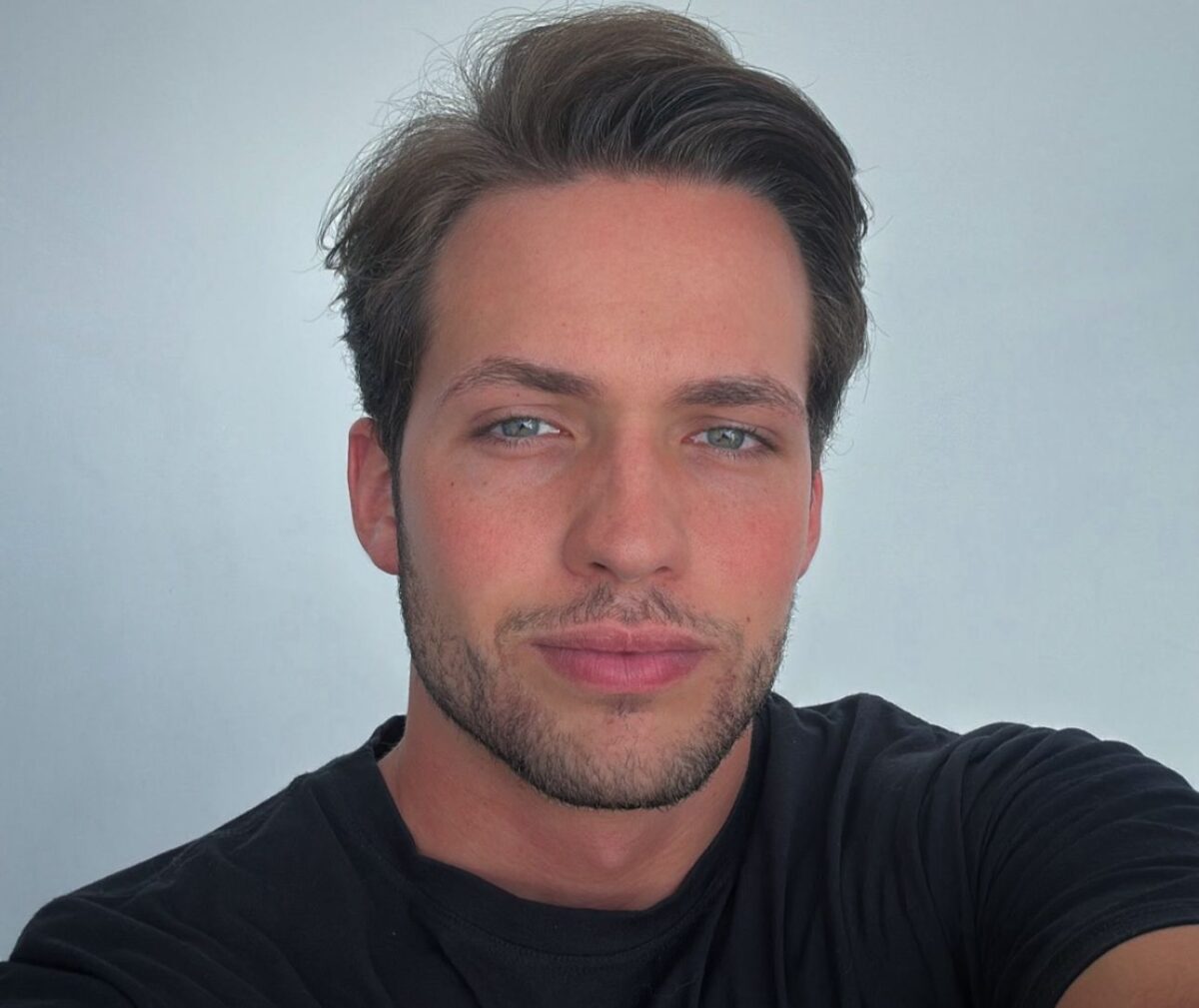 Conheça o modelo de 24 anos que representa o Acre no Mister Brasil Universo 2025