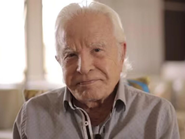 Filhos de Cid Moreira acionam MP contra viúva e denunciam homofobia