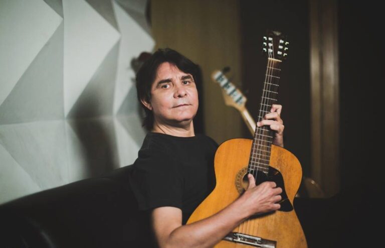 Lô Borges reacende o pavio aceso na MPB no Festival Estilo Brasil