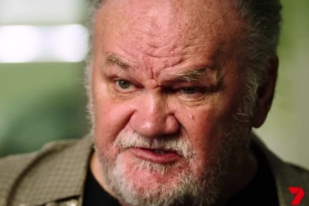 pai-de-meghan-markle-nega-que-ficou-preso-em-predio-apos-terremoto:-“bem-confortavel”