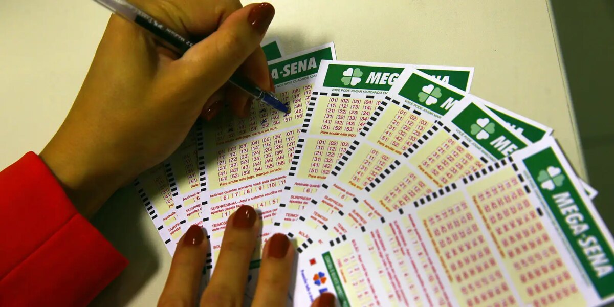 Mega-Sena sorteia nesta quinta prêmio acumulado em R$ 7,5 milhões