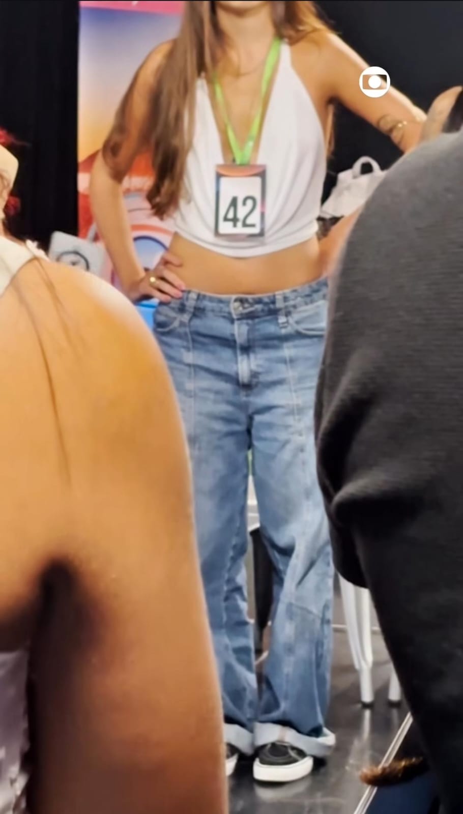 tadeu-schmidt-revela-spoiler-do-“bbb-26”-e-promete-mais-novidades-em-breve