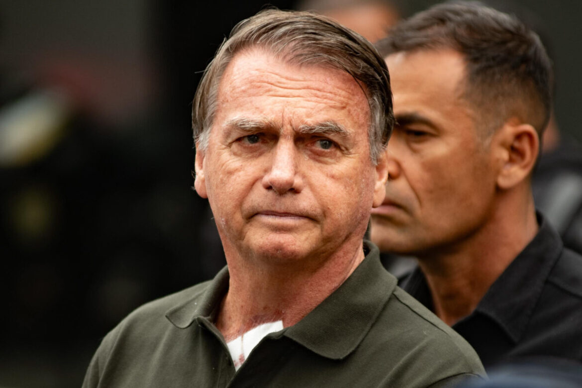 defesa-de-bolsonaro-pede-que-moraes-autorize-contato-por-telefone