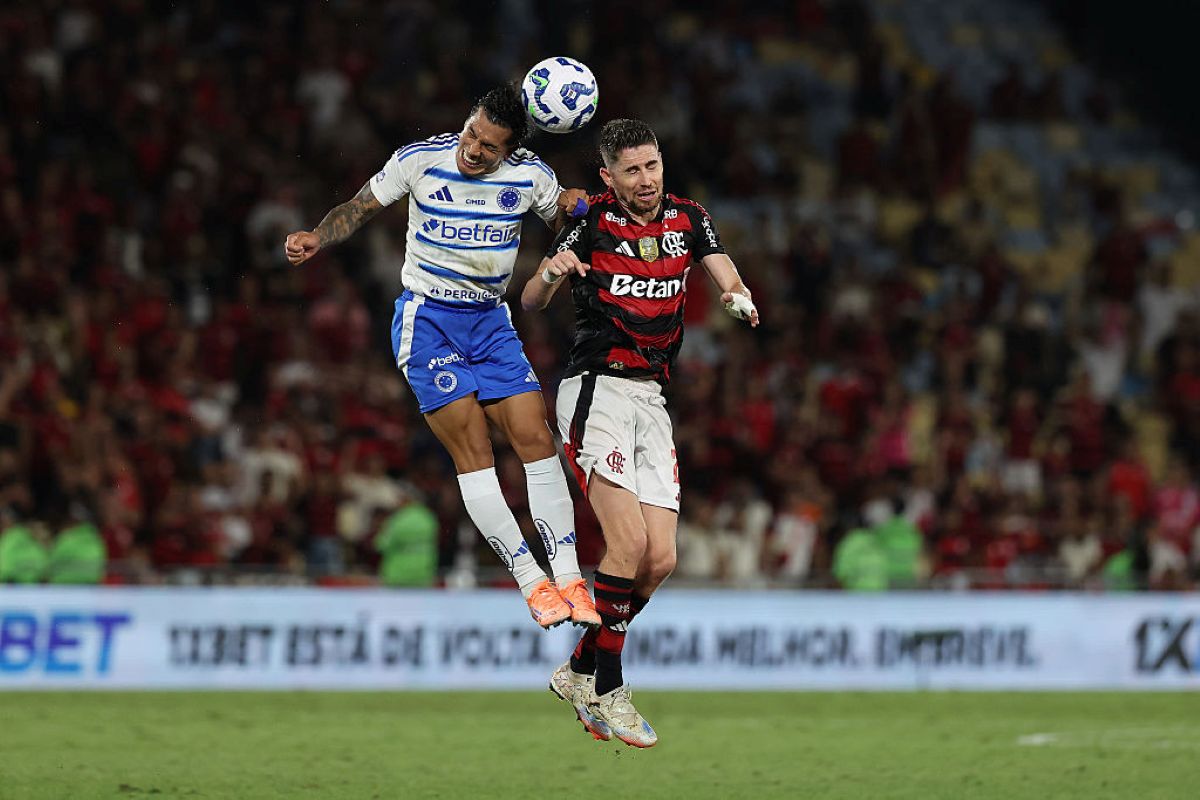 brasileirao:-em-jogo-disputado,-flamengo-e-cruzeiro-empatam-sem-gols
