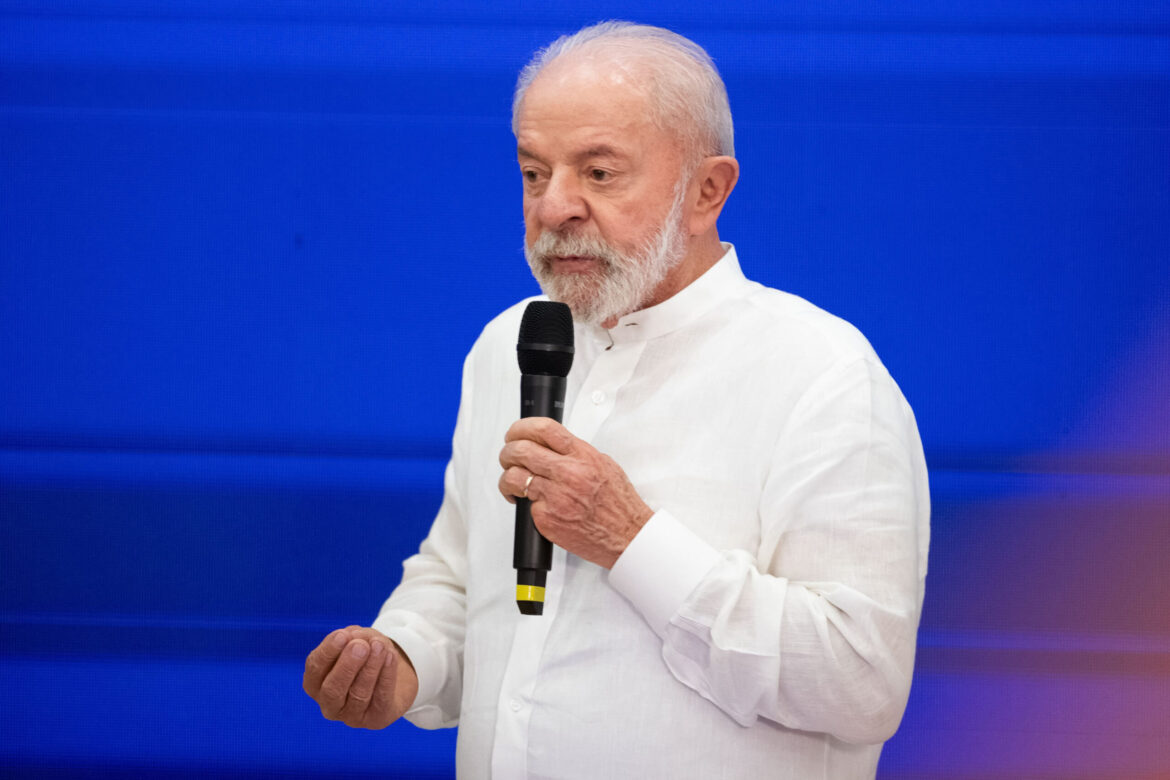 lula-volta-a-reclamar-da-taxa-de-juros:-“cuidar-para-que-baixe”