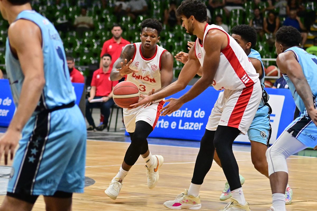 torneio-abertura-nbb:-union-santa-fe-vira-contra-brasilia-e-fica-em-3o
