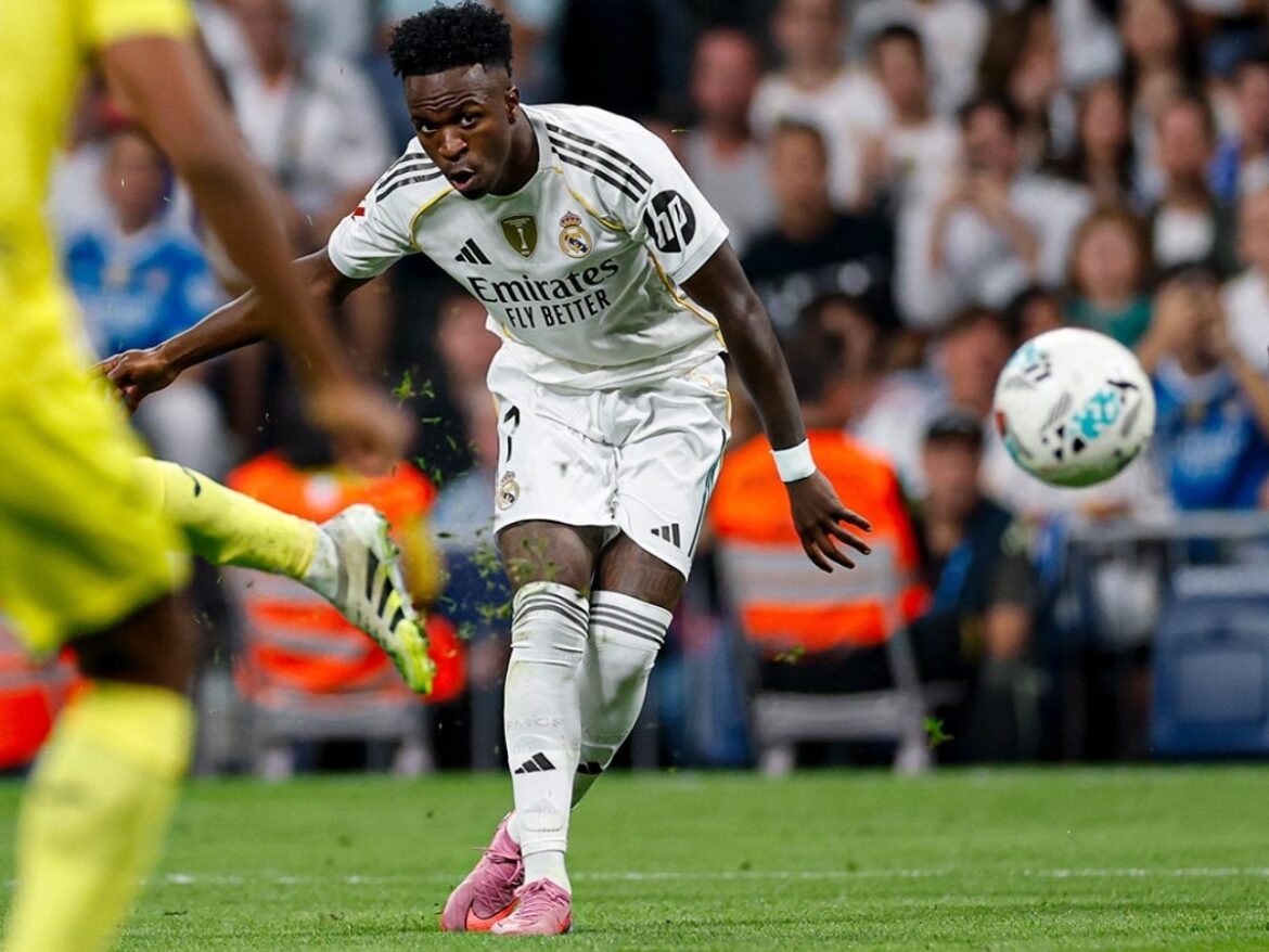 com-virginia-em-camarote,-vini-jr-decide-e-real-madrid-supera-o-villarreal-no-bernabeu