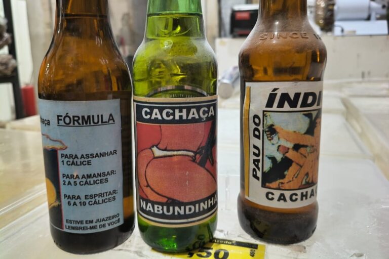 sem-origem,-“pinga-de-piada”-e-cachaca-com-bicho-tem-venda-livre-em-sp