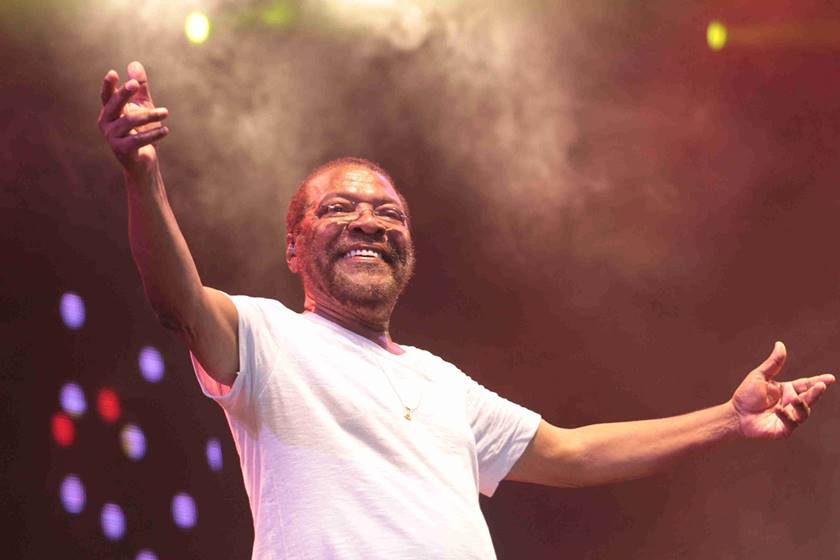 da-quimica-ao-bamba:-conheca-trajetoria-improvavel-de-martinho-da-vila