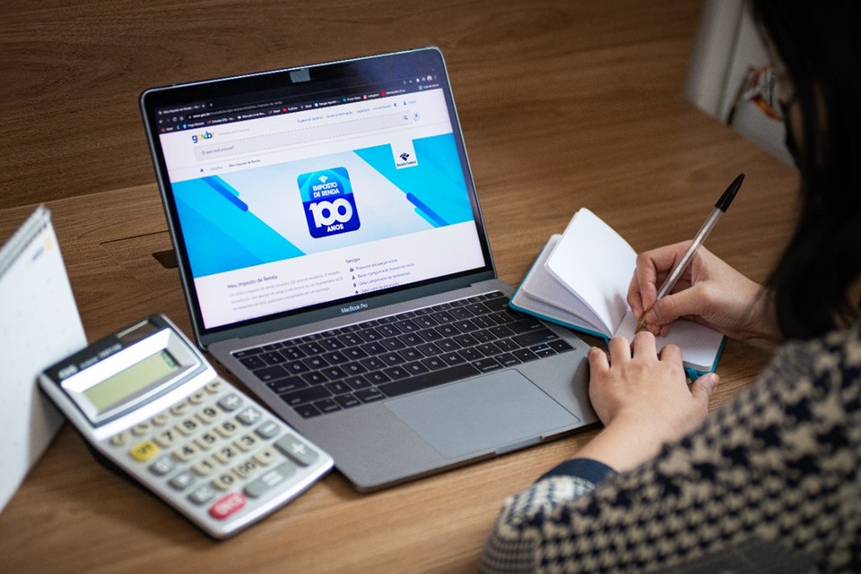 imposto-de-renda-pesa-mais-na-classe-media-e-alivia-os-mais-ricos