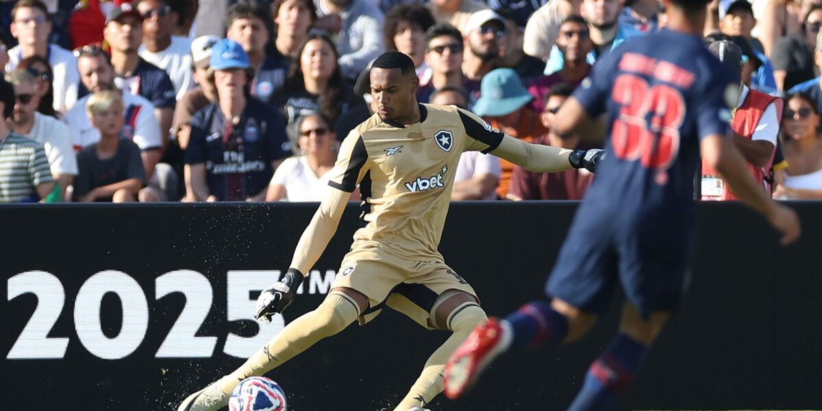 ederson-se-machuca-e-john,-ex-botafogo,-e-convocado-para-amistosos