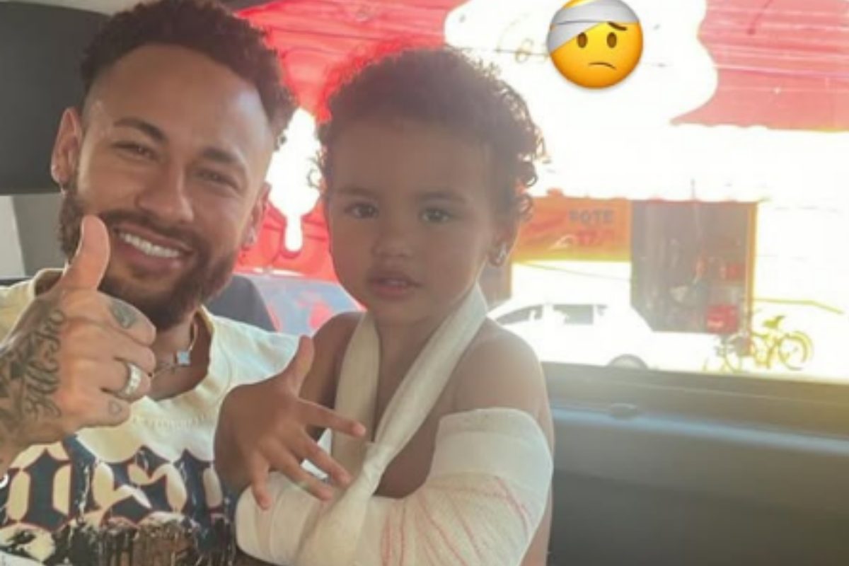 “chorou-de-dor”,-diz-neymar-apos-mavie-aparecer-com-braco-enfaixado